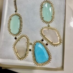 Kendra Scott HTF Ava Cabana statement necklace